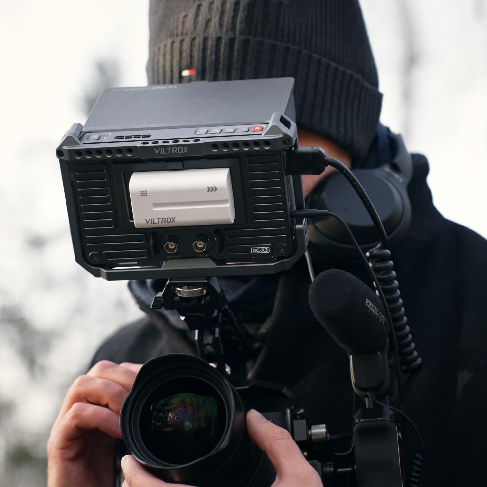 Amazon | VILTROX DC-X3 カメラ モニター&ケージ セット 3G-SDI